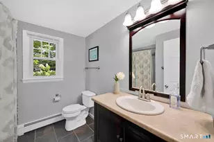 27 Russell Dr, Vernon, CT 06066 - Photo 16