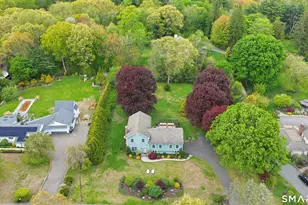 22 Round Ridge Trail, Trumbull, CT 06611 - Photo 2