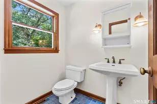 128 Midwood Ave, Waterbury, CT 06708 - Photo 14