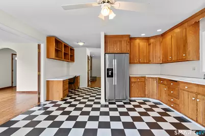 128 Midwood Avenue, Waterbury, CT 06708 - Photo 6