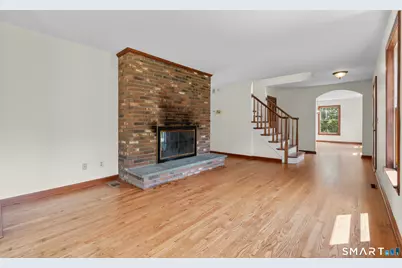 128 Midwood Avenue, Waterbury, CT 06708 - Photo 10