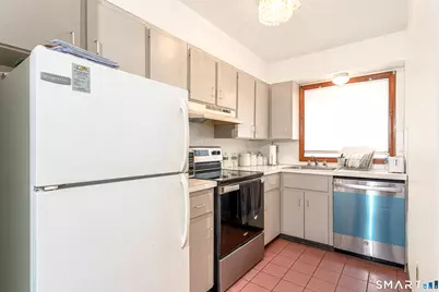 675 Highland Avenue, Waterbury, CT 06708 - Photo 10