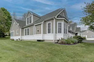 5 Lantern Ln, Vernon, CT 06066 - Photo 2