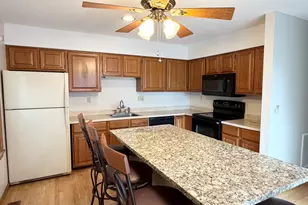 380 Hitchcock Rd, Waterbury, CT 06705 - Photo 4