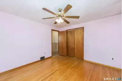 25 Waldo Street, East Haven, CT 06512 - Photo 28