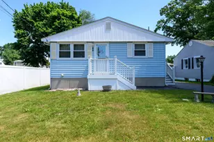 25 Waldo St, East Haven, CT 06512 - Photo 2