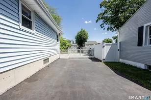 25 Waldo St, East Haven, CT 06512 - Photo 10