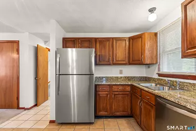 209 Pine Ln Extension, Windsor, CT 06095 - Photo 10