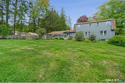 10 Stonegate Drive, Portland, CT 06480 - Photo 2