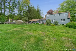 10 Stonegate Dr, Portland, CT 06480 - Photo 2