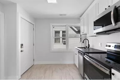 19 Willard St Street #FL 3, New Haven, CT 06515 - Photo 2