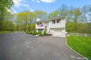 1118 Spindle Hill Rd, Wolcott, CT 06716 - Photo 4