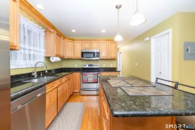 134 Golden Hill Street, New Britain, CT 06053 - Photo 10