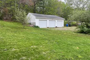 136 Lillibridge Ave, Voluntown, CT 06384 - Photo 4