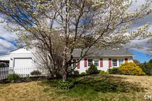 140 Elizabeth Dr, Manchester, CT 06042 - Photo 6