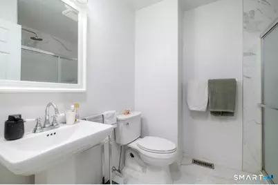 81 Wolfpit Avenue #B3, Norwalk, CT 06851 - Photo 14