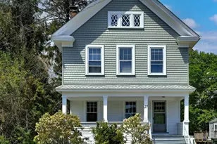27 Gorton St, New London, CT 06320 - Photo 2