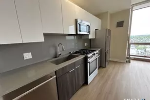 401 Atlantic St, Stamford, CT 06901 - Photo 10