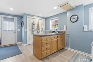 25 Forest Rd, East Lyme, CT 06357 - Photo 24