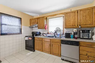 46 7th St, Newington, CT 06111 - Photo 18
