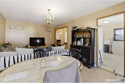 46 Seventh Street, Newington, CT 06111 - Photo 4