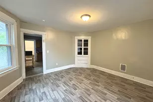 208 Fairview Ave, Bridgeport, CT 06606 - Photo 2
