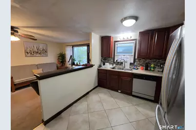509 Burnside Avenue #B5, East Hartford, CT 06108 - Photo 8