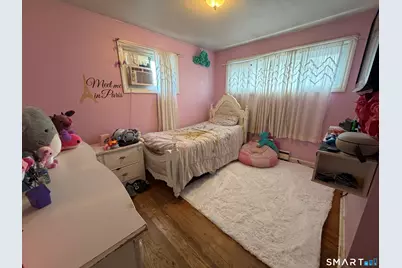 74 Oldham Avenue, Waterbury, CT 06705 - Photo 8