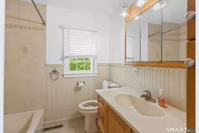433 Gaylord Drive, Waterbury, CT 06708 - Photo 10