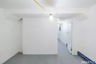 29 Roosevelt Ave, Stamford, CT 06902 - Photo 24