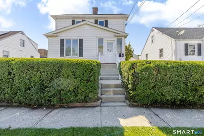 29 Roosevelt Avenue, Stamford, CT 06902 - Photo 2