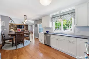 9 Jay Cir, Windsor, CT 06095 - Photo 10