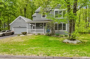 10 Quail Run, Bloomfield, CT 06002 - Photo 2