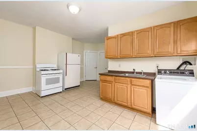 108 Belden Street #2E, New Britain, CT 06051 - Photo 8