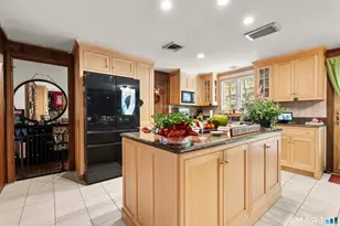 81 Meeting House Rd, Haddam, CT 06438 - Photo 10