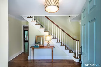 33 Hunter Lane, Ridgefield, CT 06877 - Photo 4