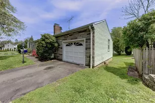 950 Willard Ave, Newington, CT 06111 - Photo 2