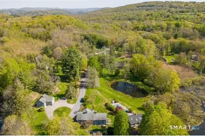6 Brinsmade Lane, Sherman, CT 06784 - Photo 2