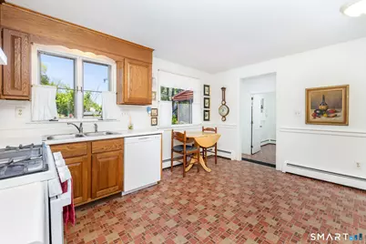 127 Stillwold Drive, Wethersfield, CT 06109 - Photo 10