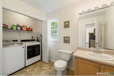 35 Euerle Street, Stratford, CT 06614 - Photo 12