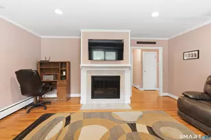 112 Brentwood Rd, Newington, CT 06111 - Photo 2