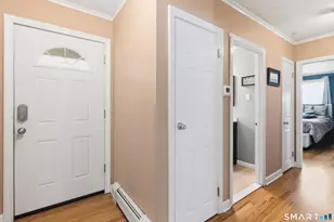 112 Brentwood Rd, Newington, CT 06111 - Photo 6