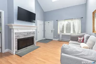 20 Twin Oaks, New Milford, CT 06776 - Photo 2