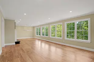 8 White Fox Rd, Stamford, CT 06903 - Photo 12