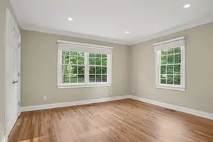 8 White Fox Rd, Stamford, CT 06903 - Photo 16