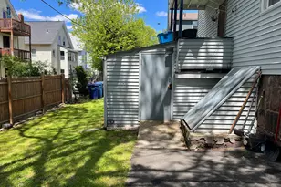 53-55 Dean St, Hartford, CT 06114 - Photo 10