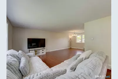 25 King Edward Road, West Hartford, CT 06117 - Photo 6