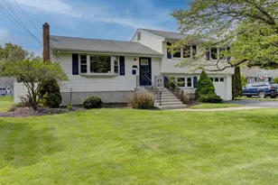 25 King Edward Rd, West Hartford, CT 06117 - Photo 2