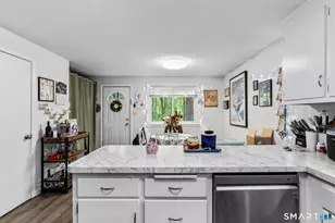 123-125 Oakland Rd, Southington, CT 06489 - Photo 4