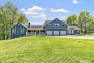 121 Picketts Ridge Rd, Redding, CT 06896 - Photo 1